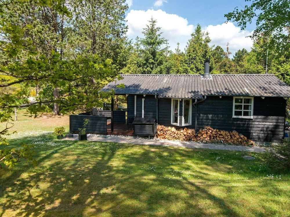 Gorgeous Holiday Home in Ebeltoft With Roofed Terrace