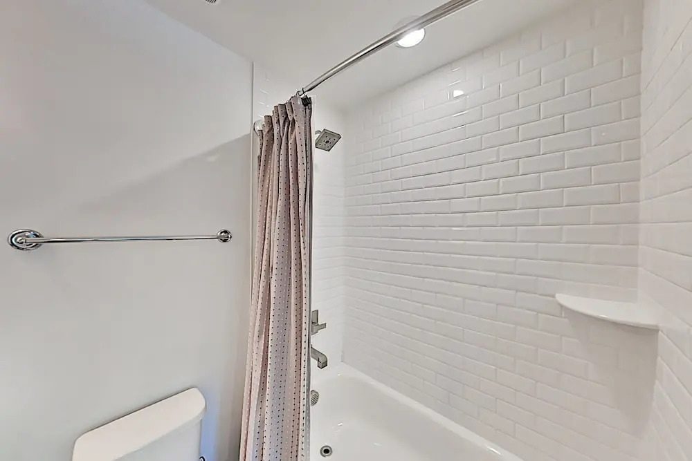 1050etln 3 Bedroom Townhouse