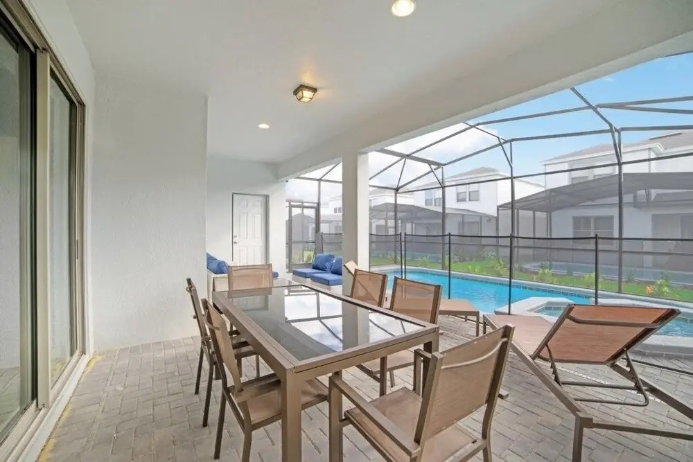 Luxury 7 Bed Villa With Pool/spa, Game Room 7 Bedroom Villa by Redawning