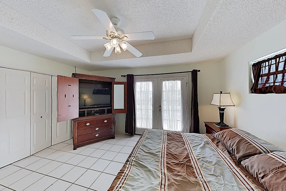 New Listing! Casa De La Isla W/ Private Pool 3 Bedroom Condo