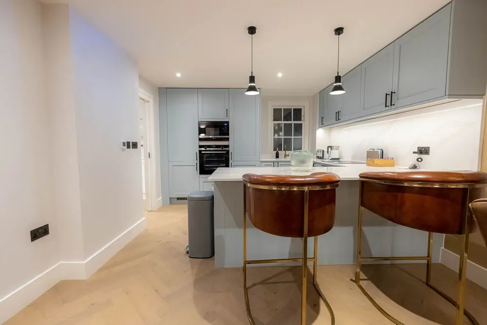 Three Bed Apts near Spitalfields Mkt