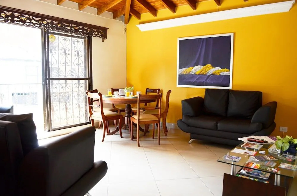 AMC Casa Hotel