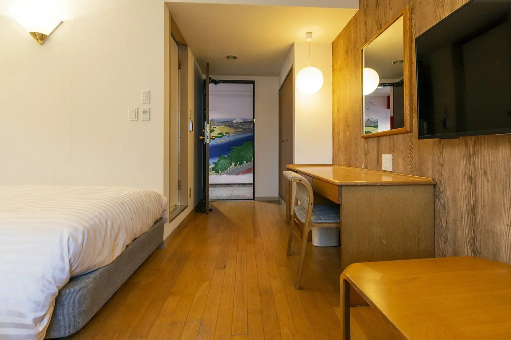 Hotel Toms