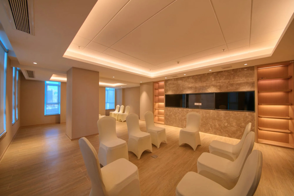 Holiday Inn Express Shenyang Tawan by IHG