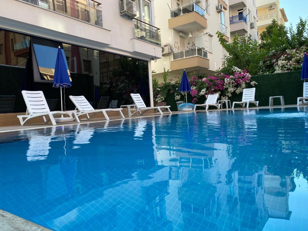 LONDON OTEL