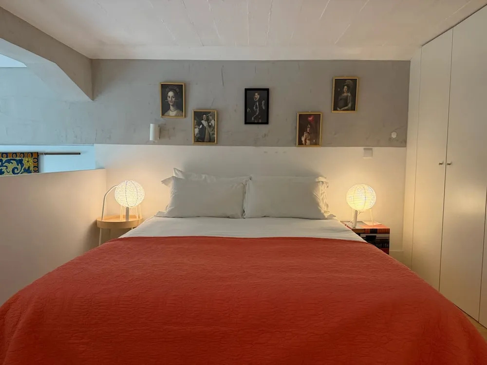 Stylish Apartment Near Timeout Market