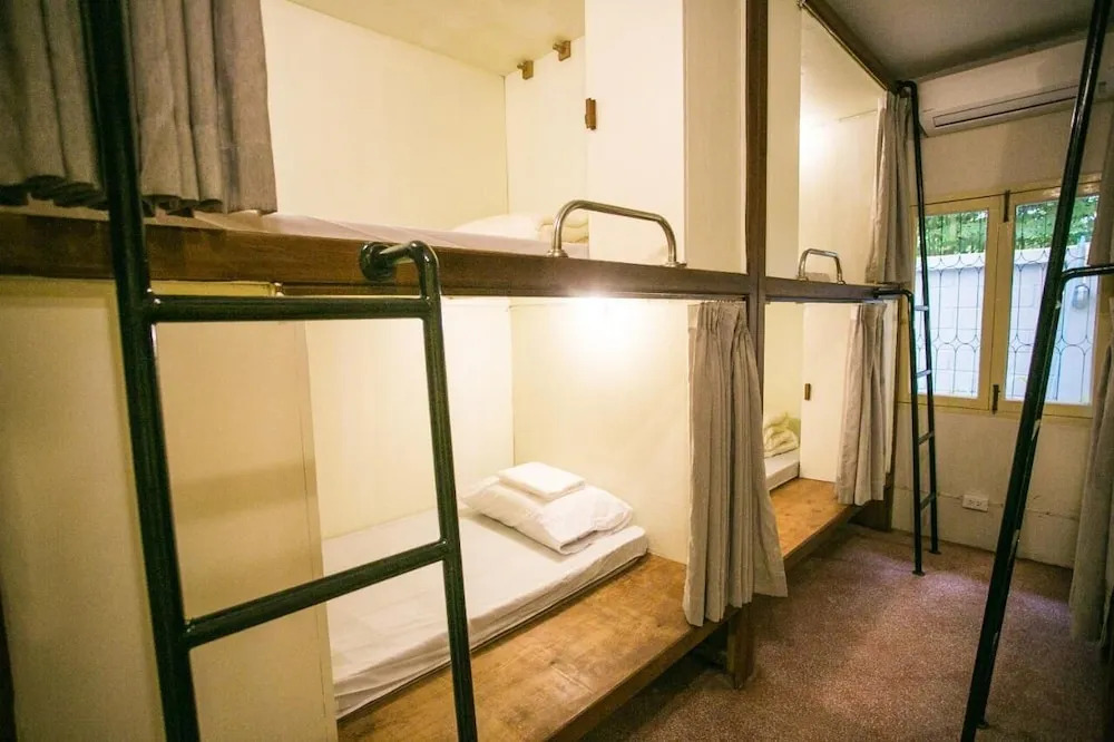 Barn 1920s Hostel