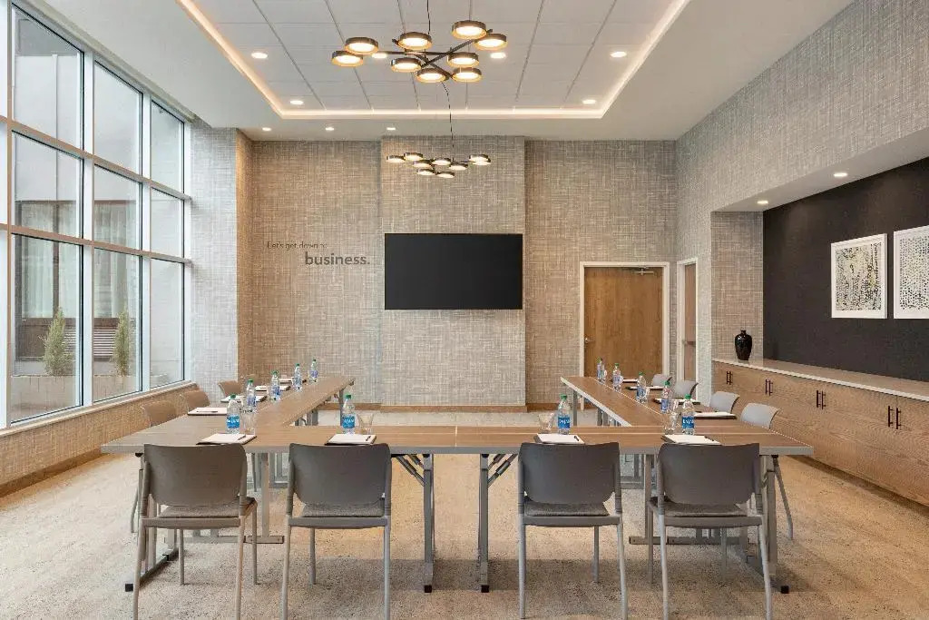 Staybridge Suites Rochester - Mayo Clinic Area by IHG