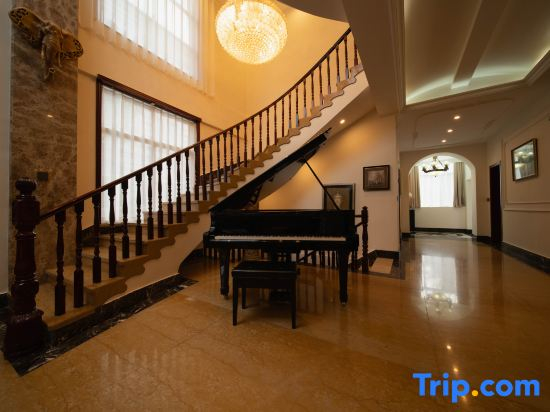 Qitong · Citron French-style Villa Homestay (Dianchi Lake Haigeng Dam)