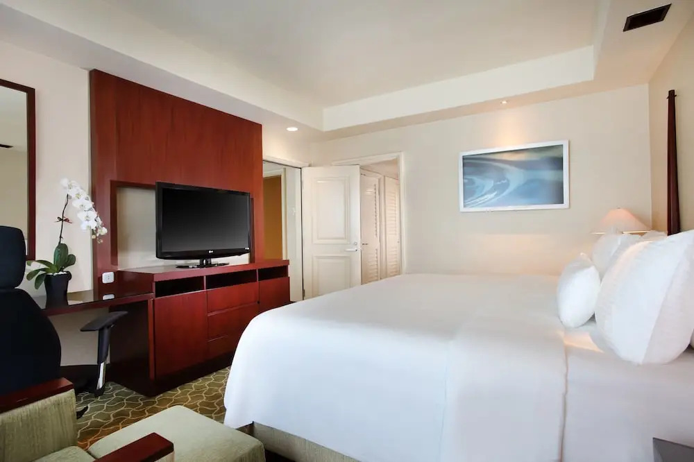 The Plaza Residences