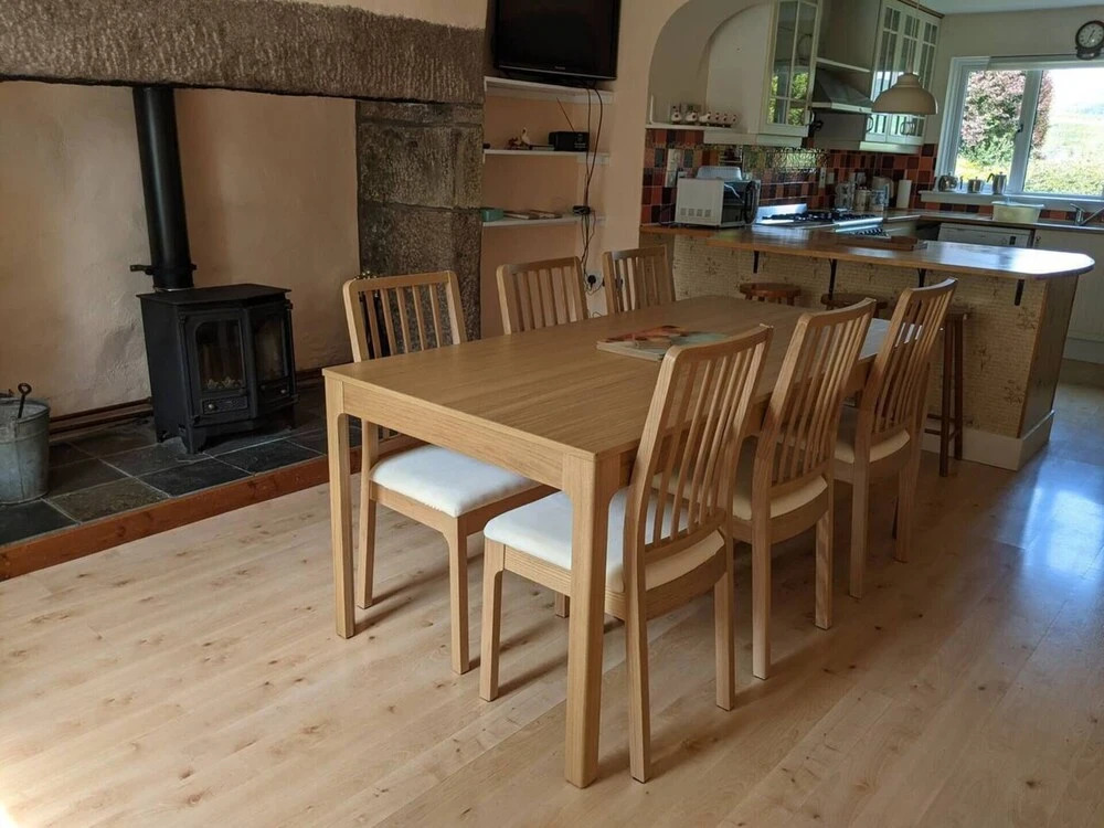 Spacious, Refurbished 4-bed Cottage nr Aboyne
