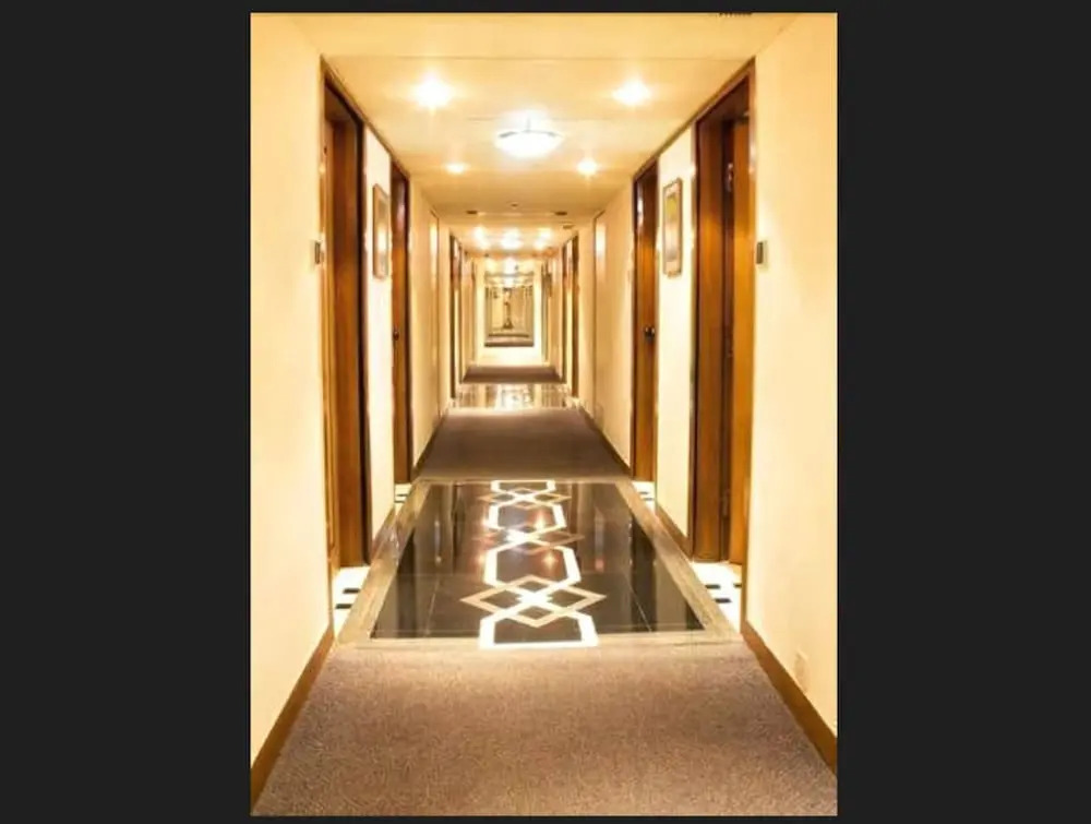 Hotel Midtown Pritam