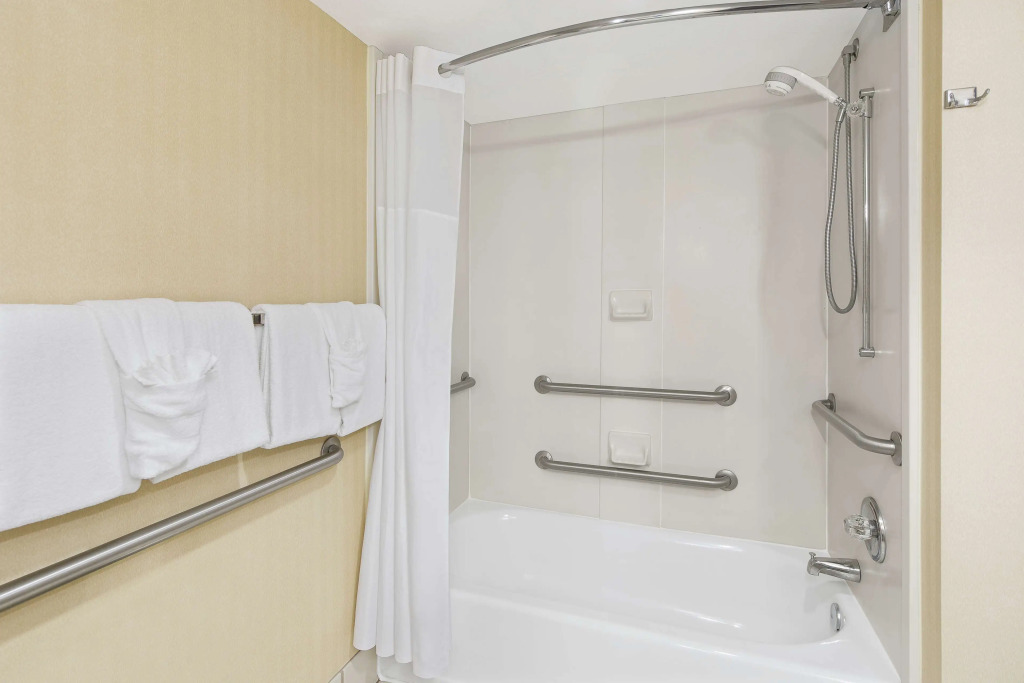 Hampton Inn Columbus-North