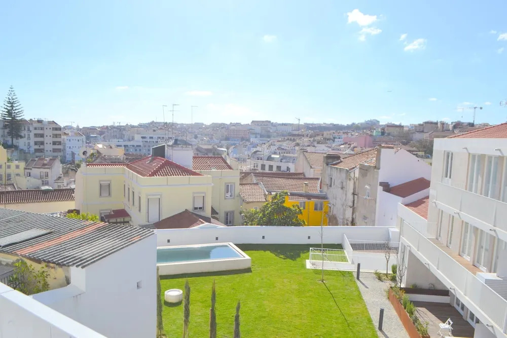 RH OLARIAS 19 Swimming Pool and View