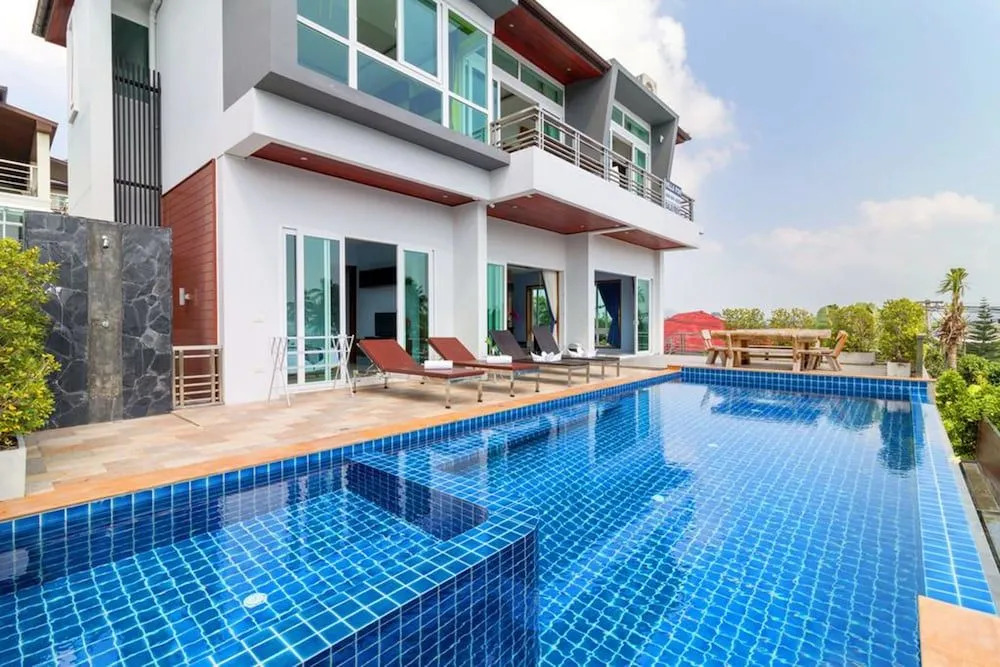 Surisa Seaview Pool Villas