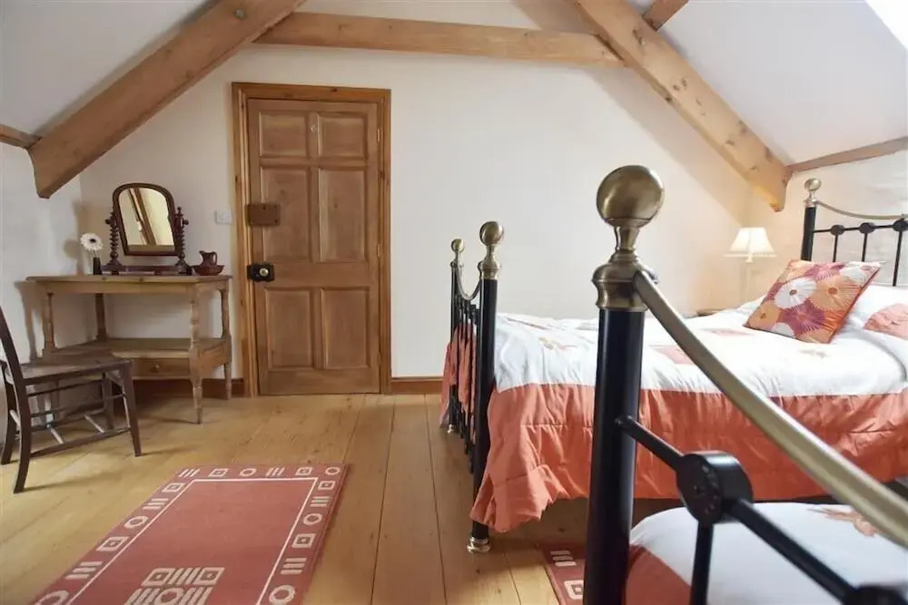 Panteurig Farmhouse