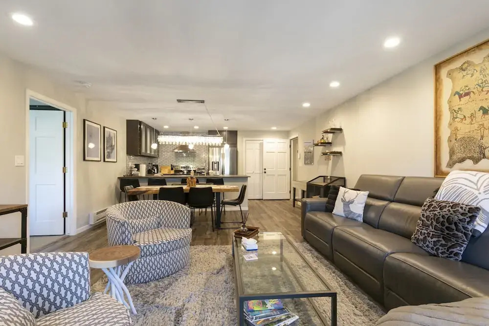 608 Avon Center Lodge 2 Bedroom Condo