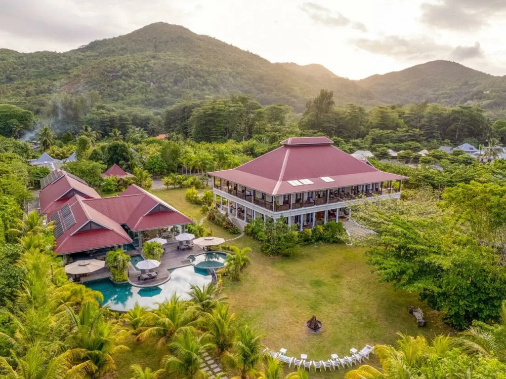 La Cigale Estate