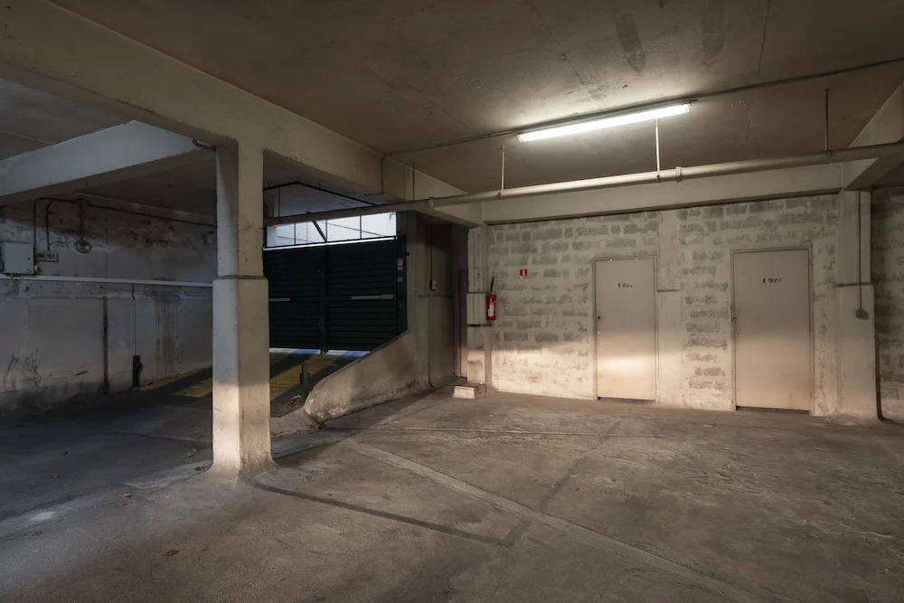 Appartement 2 pièces au calme proche Martinez avec parking privé