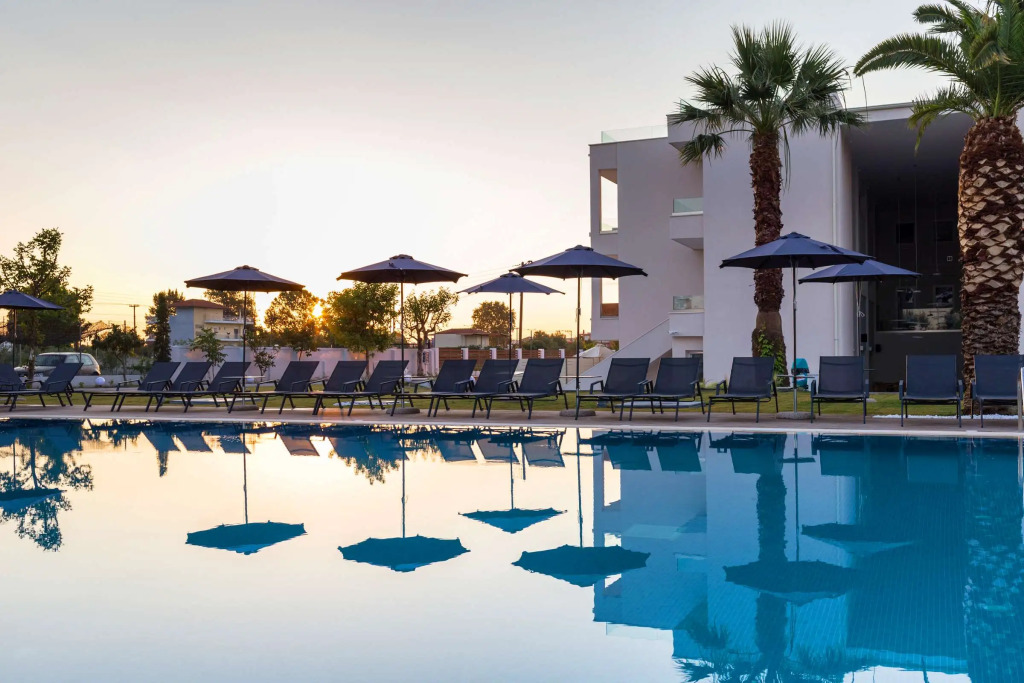 Mythic Summer Hotel