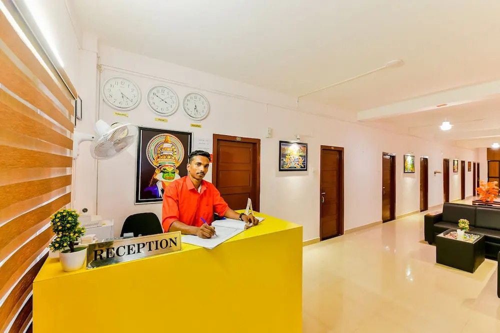 OYO Flagship 18938 Hotel Mars