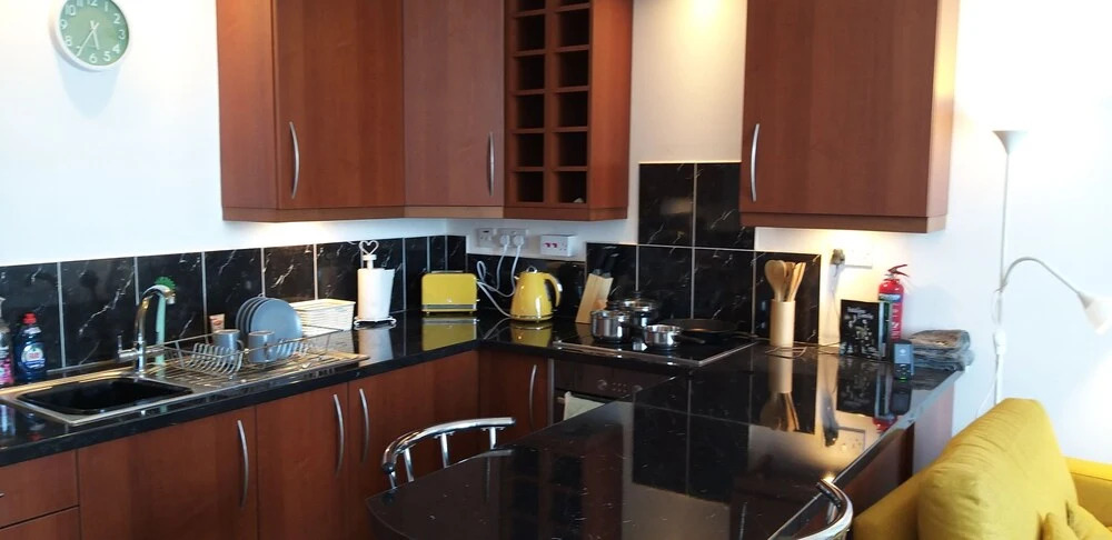 Captivating 1-bed Apartment sea Views,in Innellan