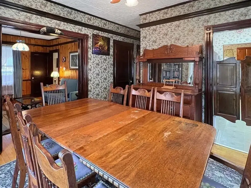 Kurtz Cottage - Y856
