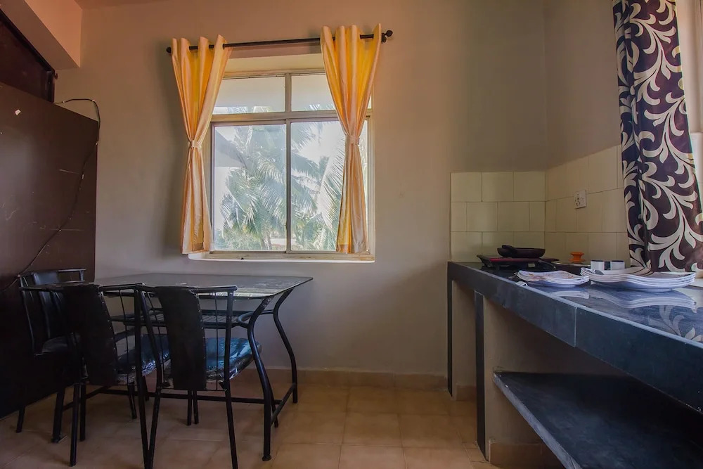 OYO 17427 Home Elegant 1 Studio Kitchenette Calangute