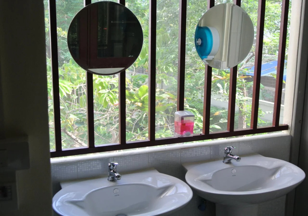 Хостел First Inn Bangkok