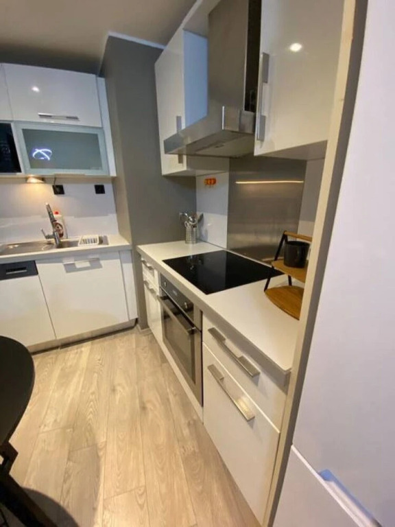 1 1 Balcony Deluxe Apart - Near Mall of Istanbul