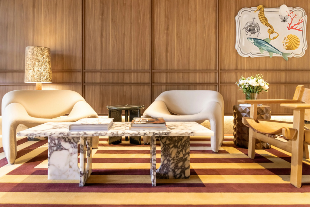 Hotel Ventura Saint-Tropez, Tapestry Collection By Hilton