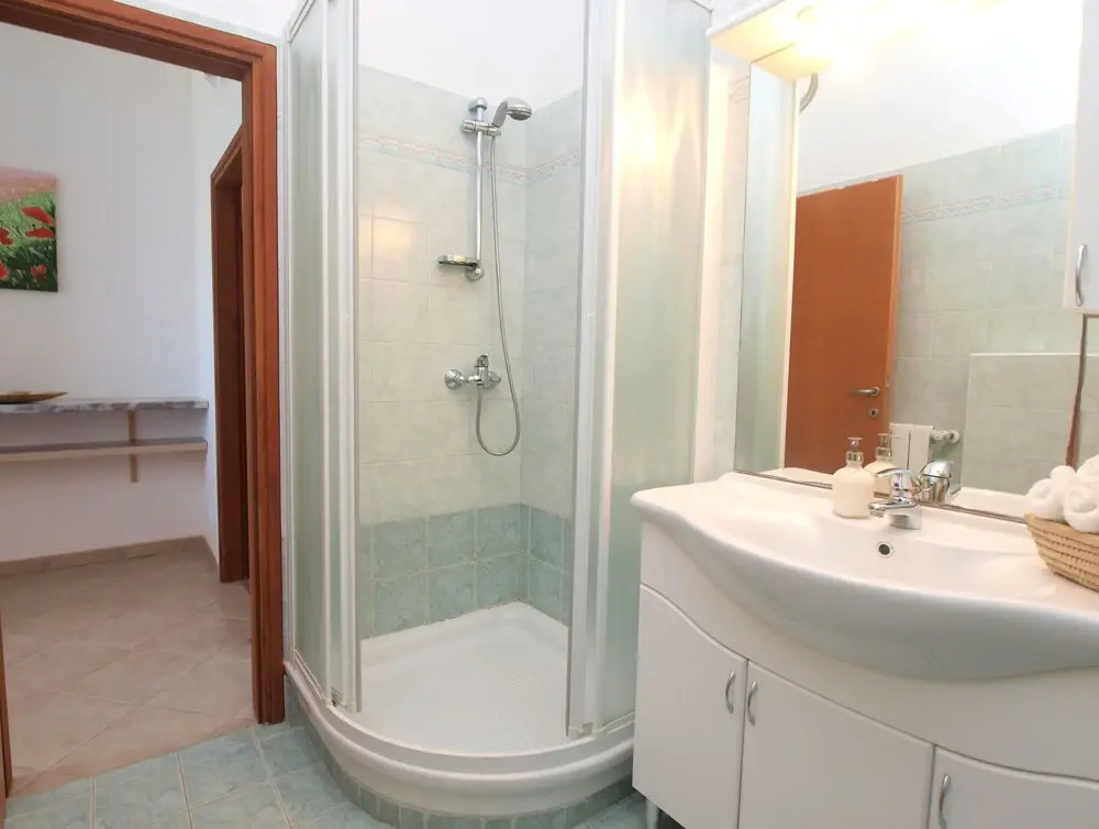 Apartment 440