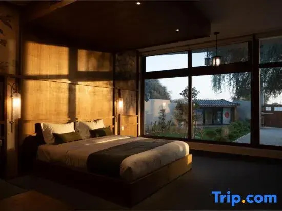 THE JAPANESE HOUSE by BRIDGE RETREATS