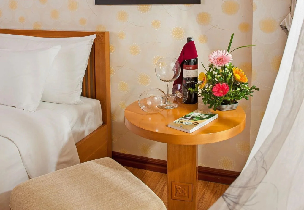 Tam Hotel