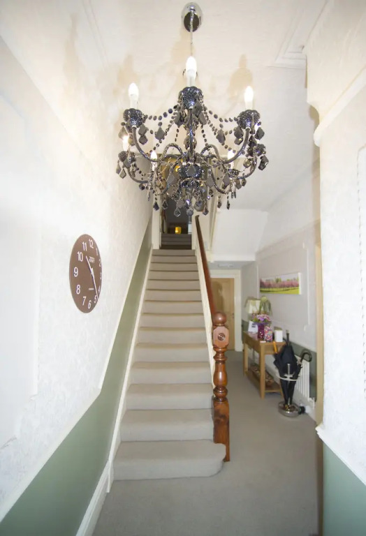 Fountains Guest House