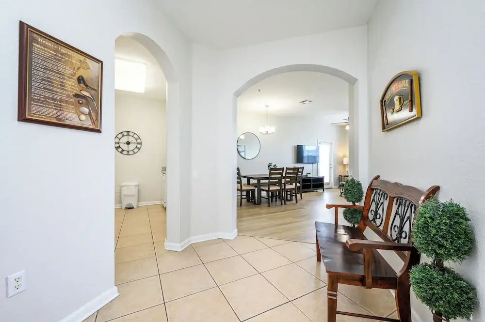 Eom- Deluxe Condo Next to Clubhouse, Vista Cay - 3005