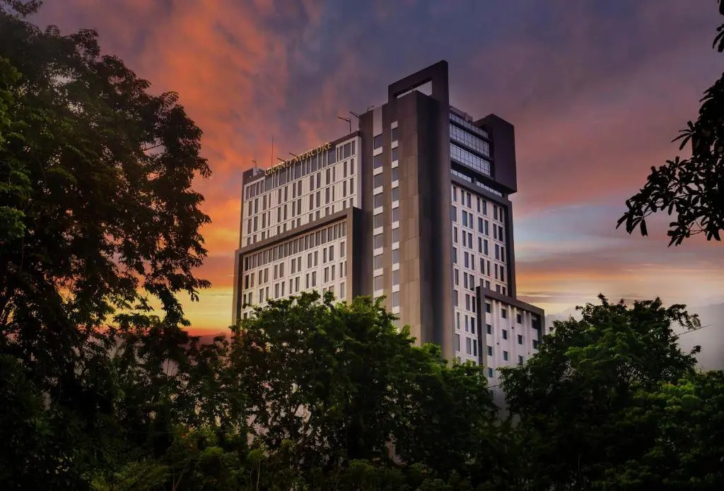 Movenpick Surabaya City