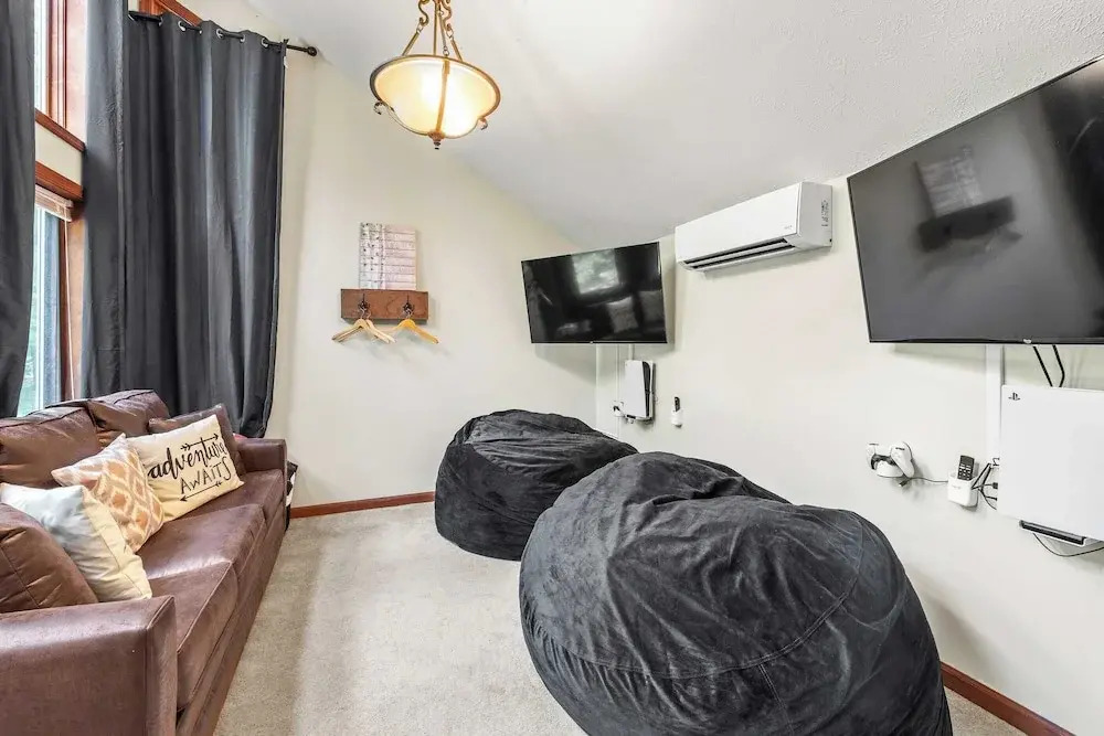 Poconos Escape w/ Game Room, Poker Loft, Fire Pit + Spacious Deck