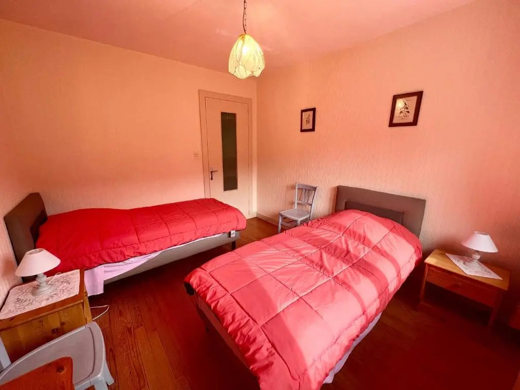 Gîte spacieux à Saulxures-sur-Moselotte: proche lac, pistes de ski, équipements bébé, animaux acceptés - FR-1-589-145