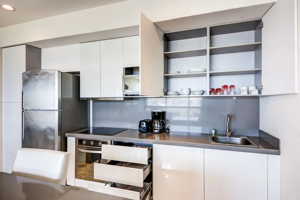 Anah Suites by Las Flores Vacation Rentals
