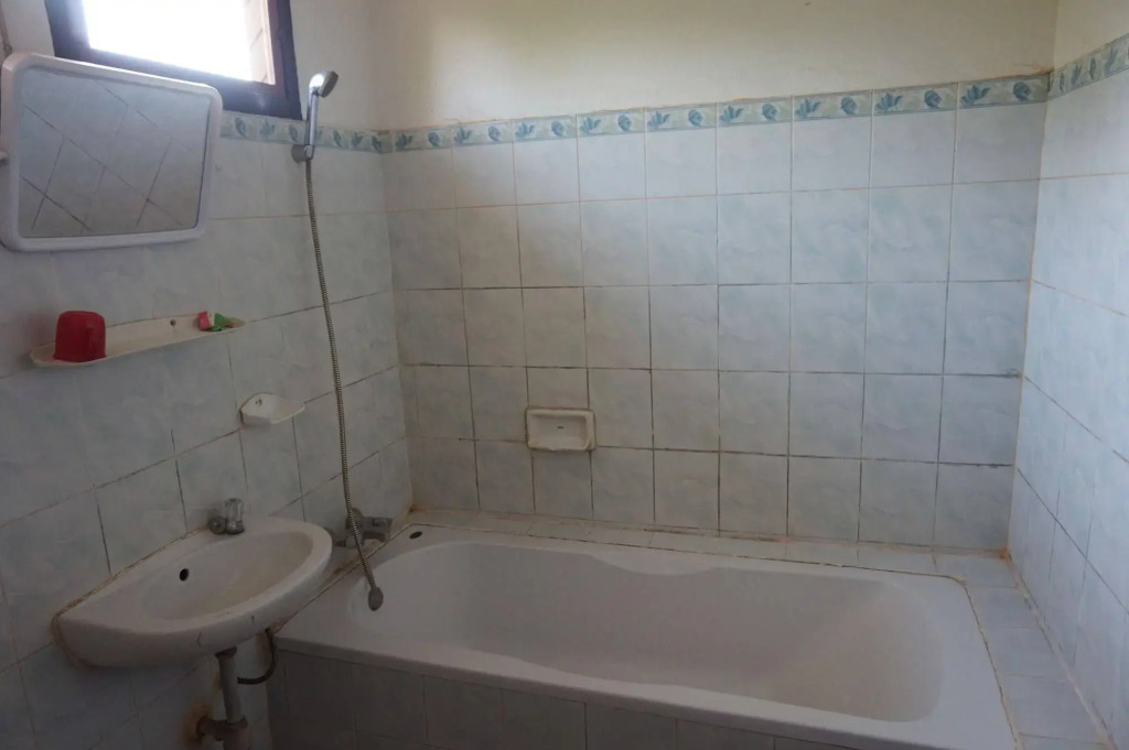 Champa Hotel