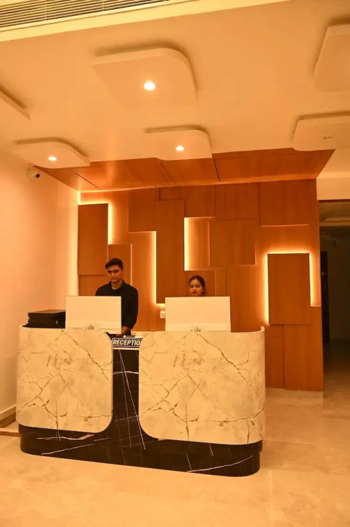 The Regal Crown By Ritya Hotels