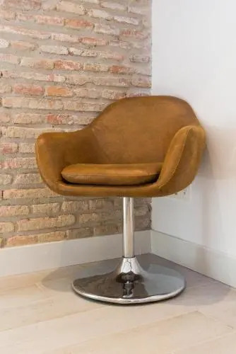 Te1A-El Teatro Brick Wall Suite Prime Location