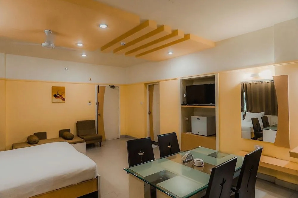 Sea Queen Hotel
