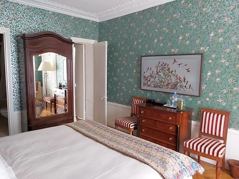 Le 48 Paris (Adults Only)