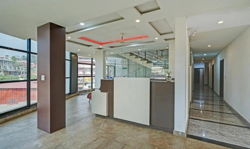 Itsy Hotels Vijaya Comforts, with BAR & restaurant