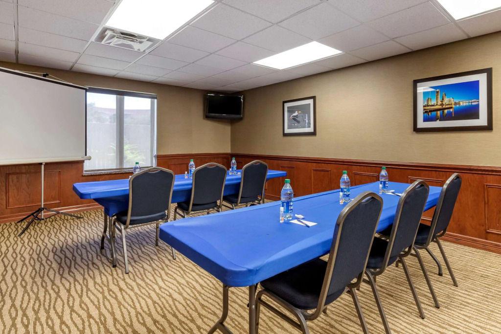 Comfort Suites Near Texas A&M - Corpus Christi
