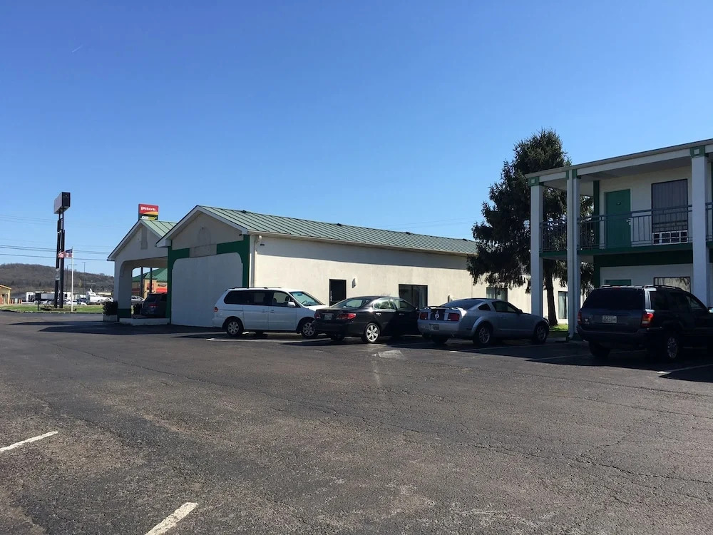 Travel Inn Lebanon Nashville Near I-40
