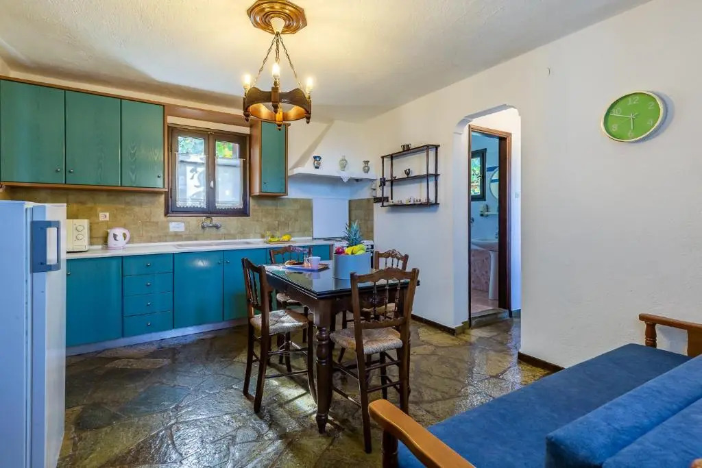 Aletri Pool Cottage