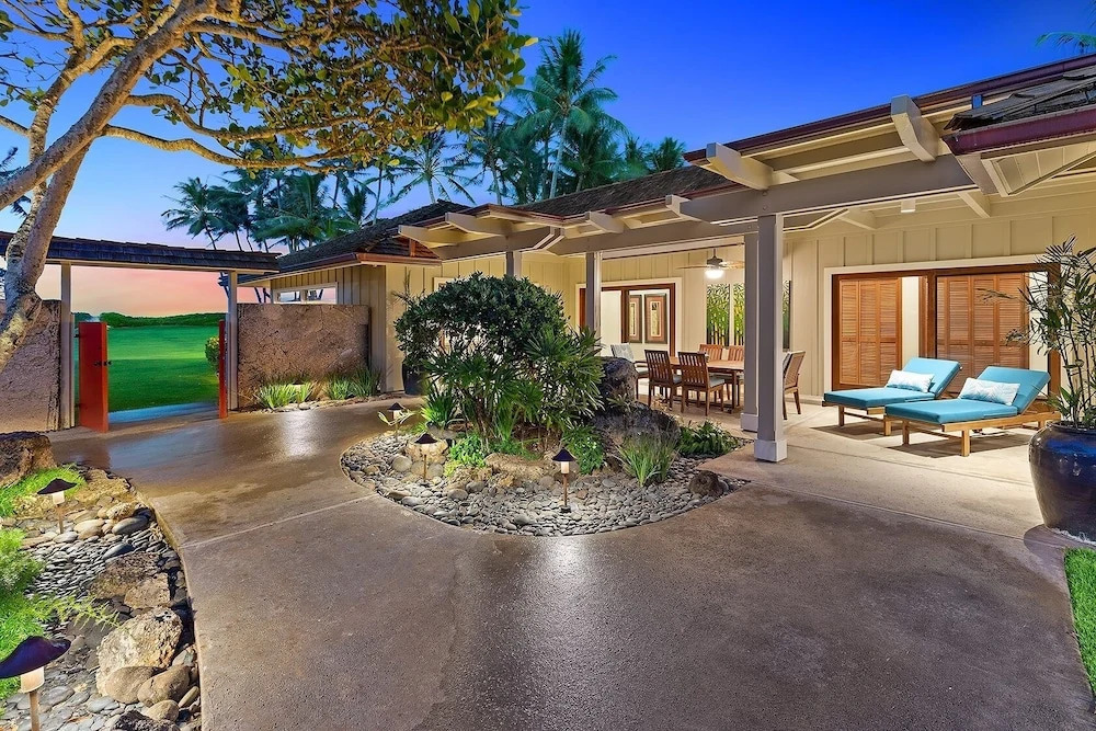 Kailua Shores 8 Bedroom Estate